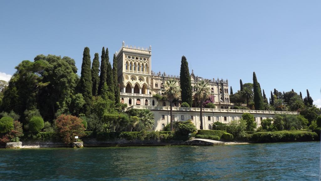 Antico Borgo B&B Con Spa - Adults Only Manerba del Garda Dış mekan fotoğraf
