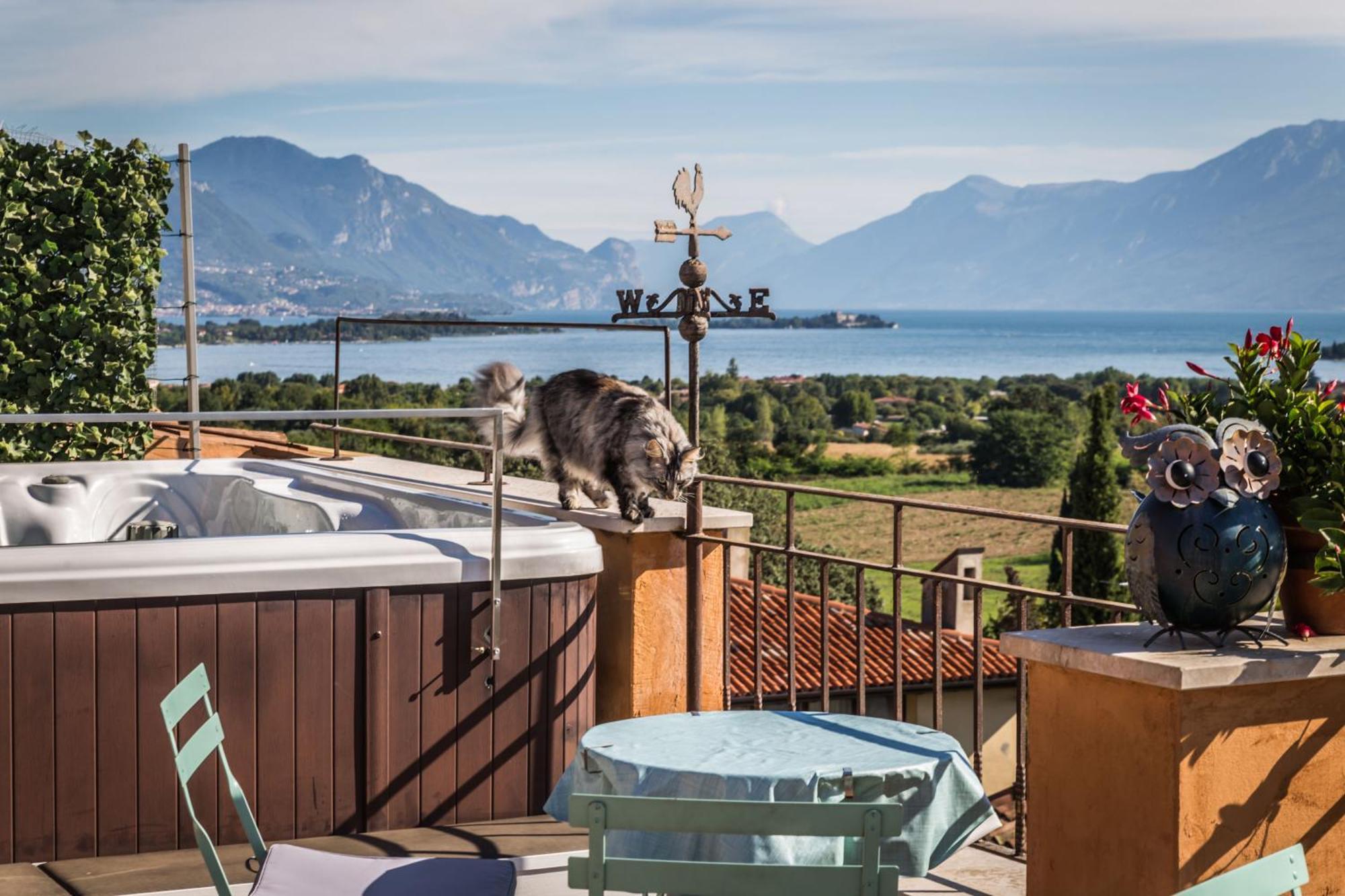 Antico Borgo B&B Con Spa - Adults Only Manerba del Garda Dış mekan fotoğraf